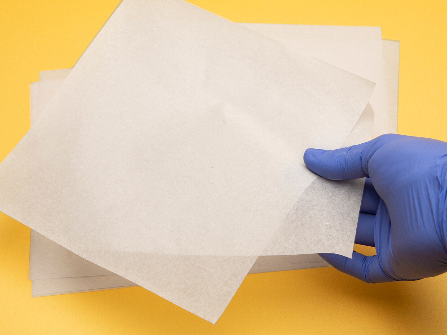 Labx®170 7x7 Nonwoven Wipes Application 1